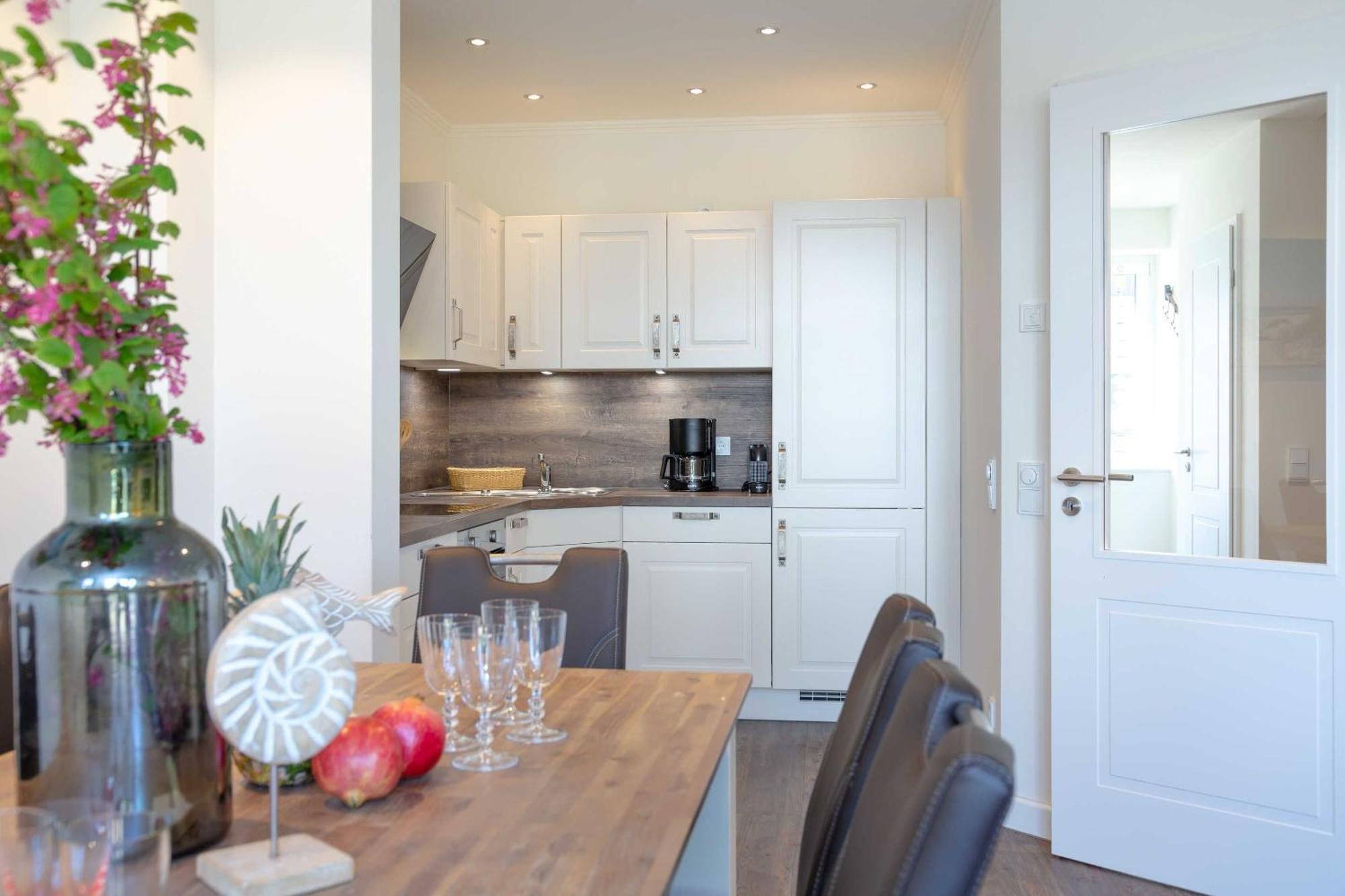 Haus Jensen 2 List
